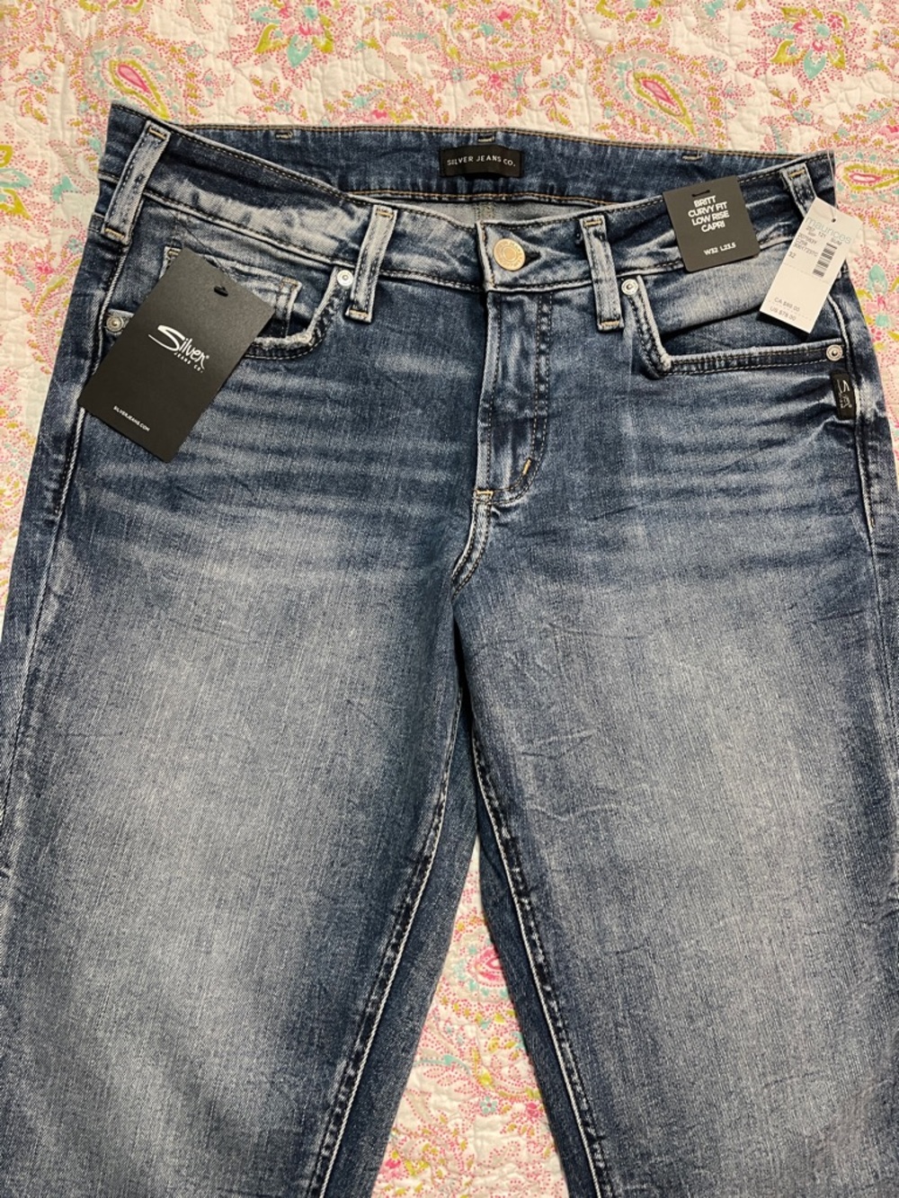 Women’s Silver Dark Wash Blue Jeans - 2 pairs - Picture 7 of 7